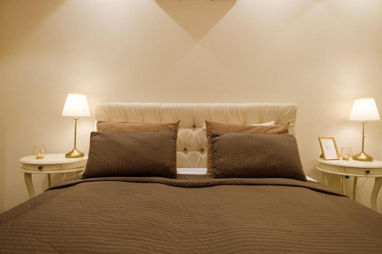 Central Business Apartments Jacuzzi Belgrado Buitenkant foto
